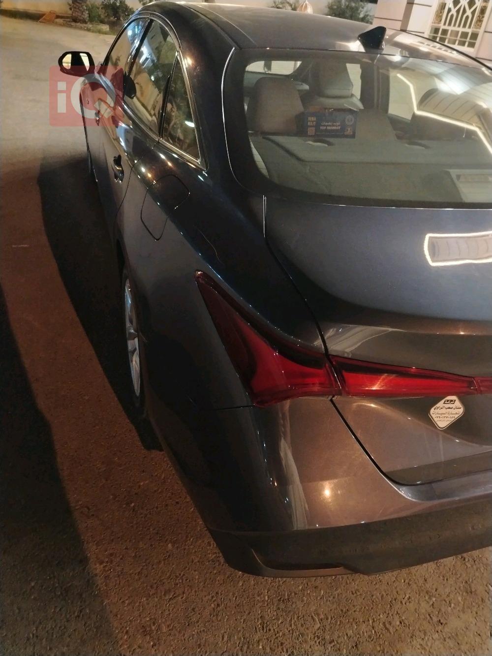 تويوتا أفالون